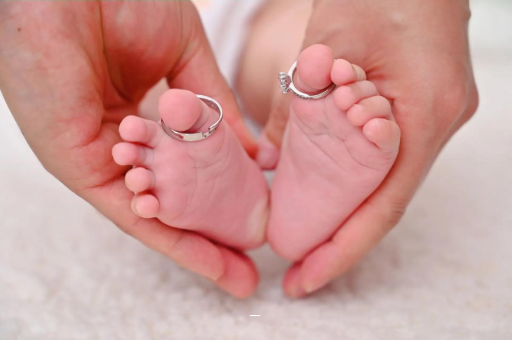 章丘几个月宝宝可以枕枕头